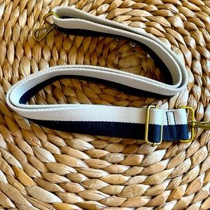 Madewell bag strap. Excellent never used condition.